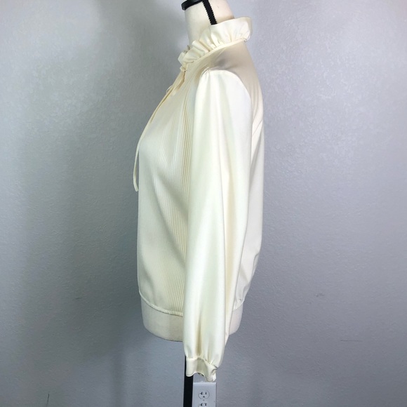 Vintage Ship’n Shore Ivory Blouse - Picture 3 of 8